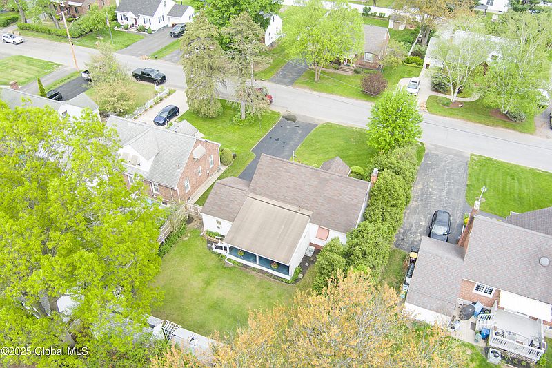 4th image of 2125 Ferguson Street