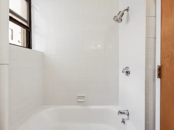 1608 Amsterdam Avenue image 22 of 29