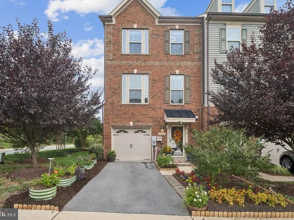 2612 Fiat Dr, Hanover, MD 21076