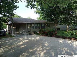 1508 1st Ave SW, Decatur, AL 35601