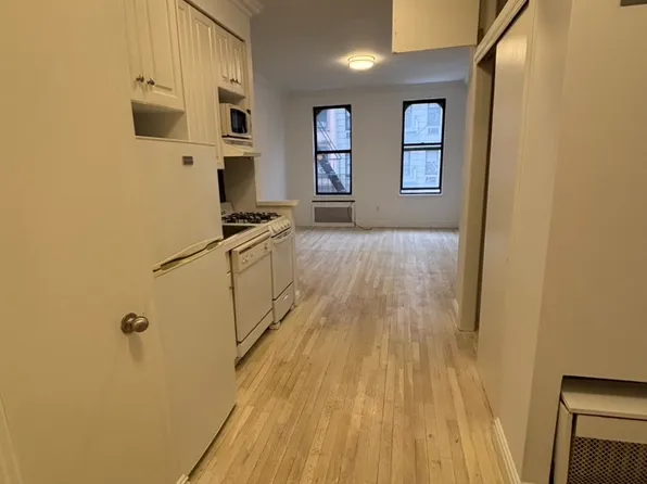 236 East 88th Street image 1 of 12