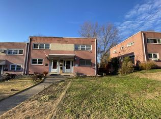 2120 Valley View Dr, Folcroft, PA 19032