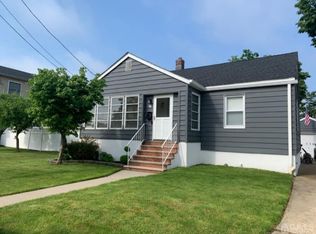 6 Bissett St, Sayreville, NJ