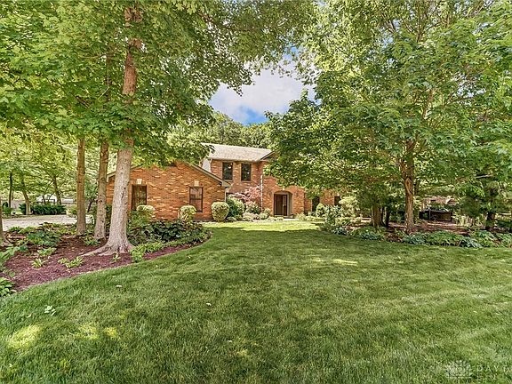 2nd image of 9537 Meadow Woods Ln