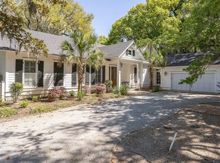 771 Ribaut Rd, Beaufort, SC 29902