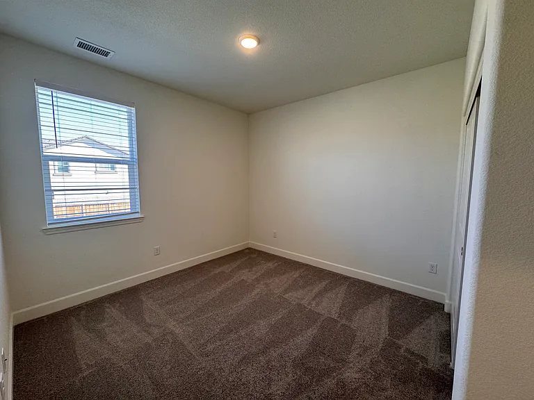 6792 Pilot Peak Ct — Photo 14
