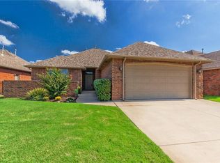 15620 Traditions Dr, Edmond, OK 73013