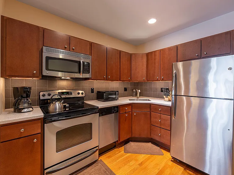 116 Lancaster Ave — Photo 7