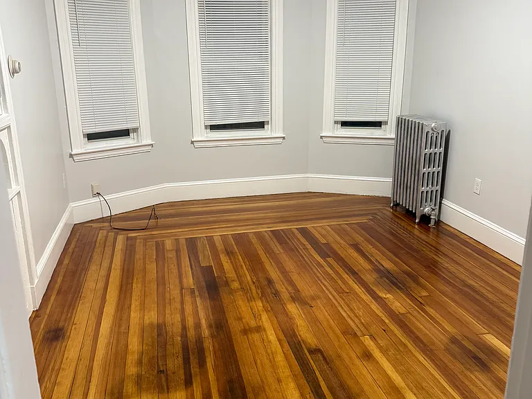 10 Humphreys St #2 — Photo 7