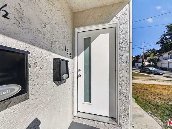 4th image of 1615 S Adams St #1/2