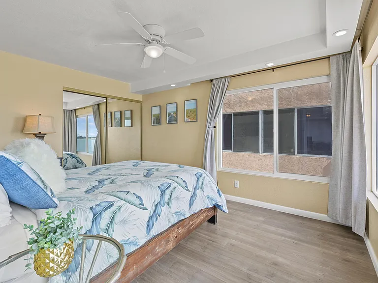3810 Riviera Dr #2 — Photo 7