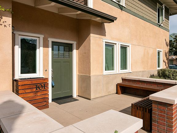 4th image of 11121 Snapdragon St Unit 101