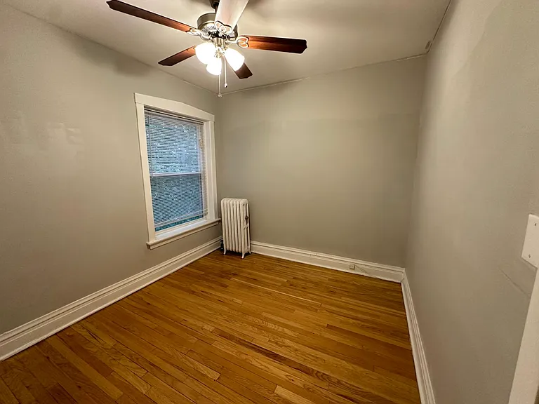 5219 N Christiana Ave — Photo 9
