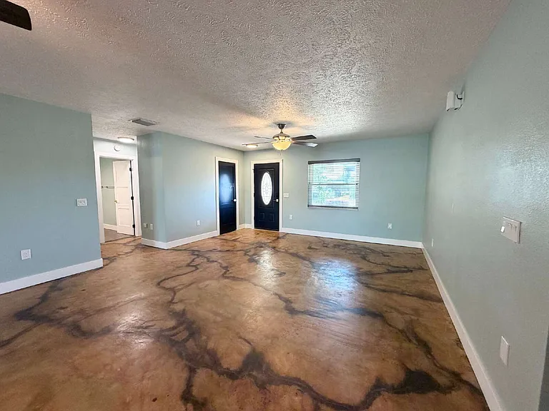 13815 San Juan Ave — Photo 6