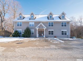 3444 W Dorchester Rdg APT D, Peoria, IL 61604