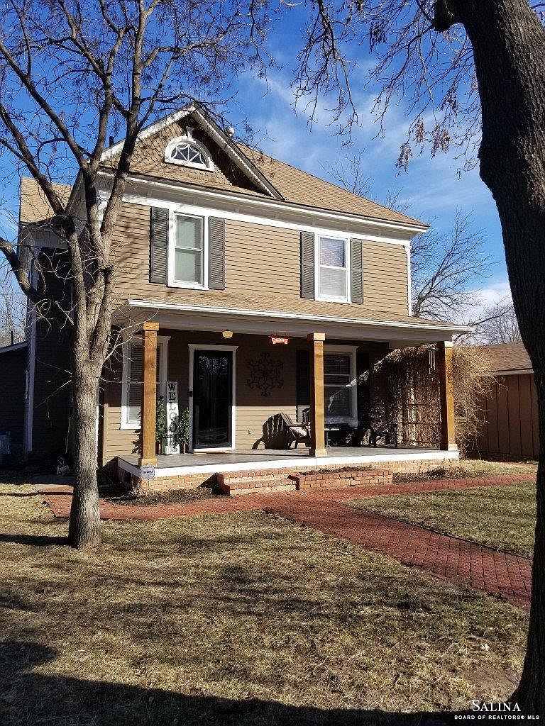 319 S 3rd St, KS 67456 Zillow