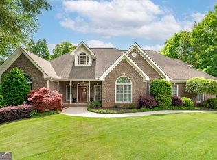 1465 Lake Forest Ln, McDonough, GA