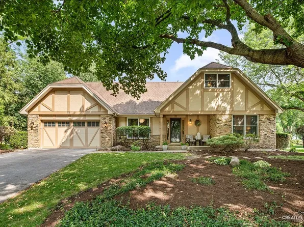 612 Bull Run Ct, Naperville, IL 60540