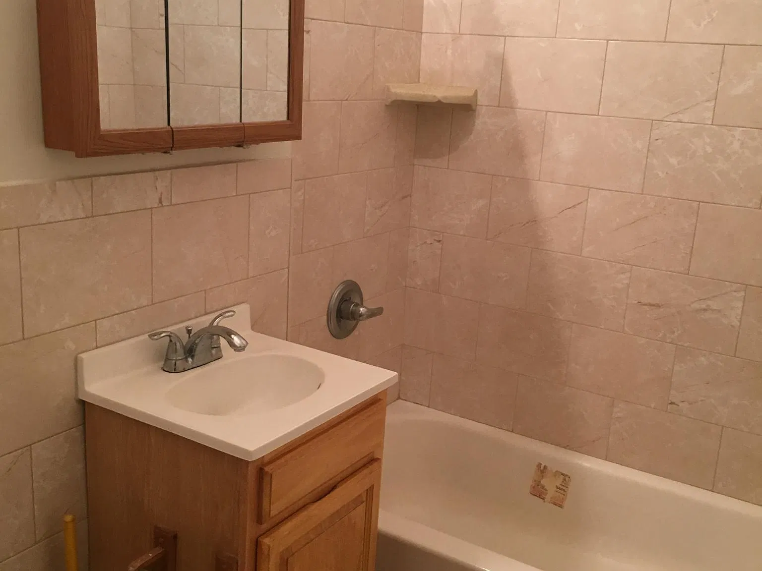 2 bed, 1200 sqft, $1,850 — Photo 4