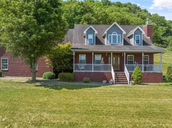 318 Low Meadow Rd, Saint Marys, WV 26170