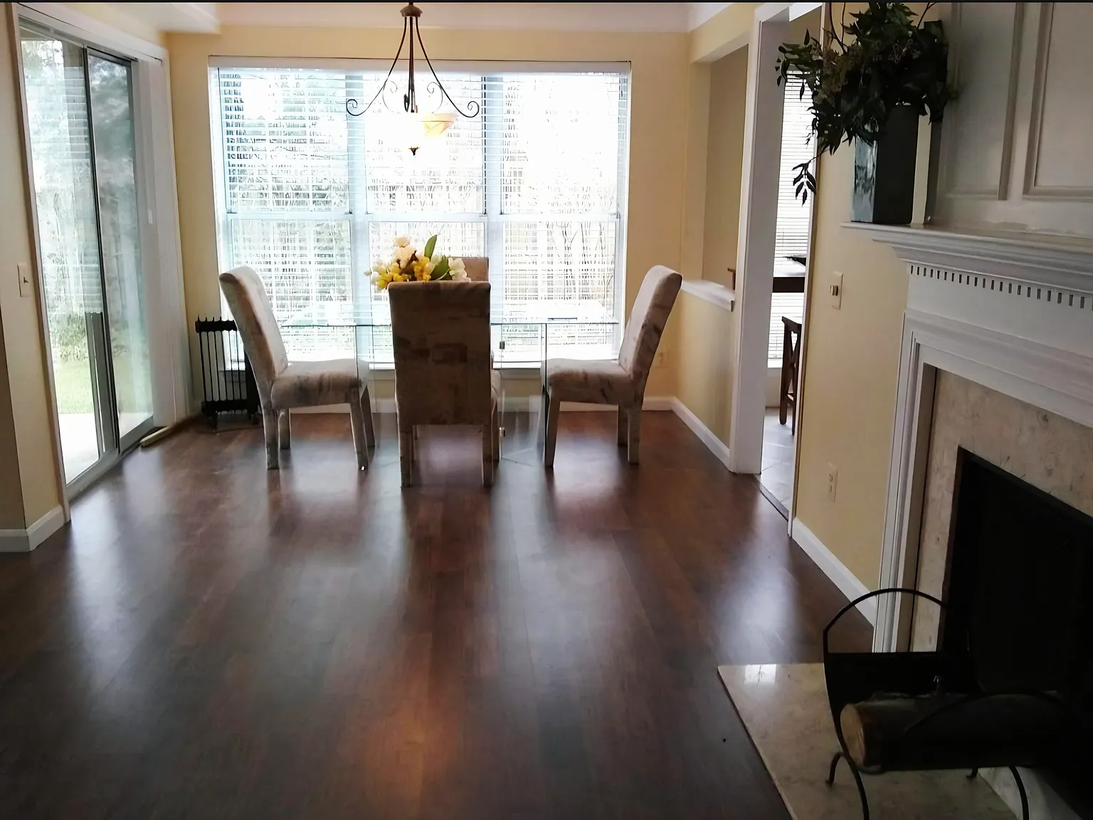 2 bed, 1107 sqft, $2,450 — Photo 4