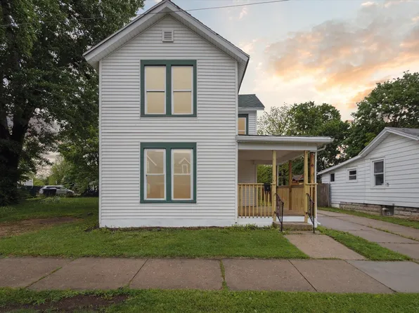 318 W Racine St, Janesville, WI 53548