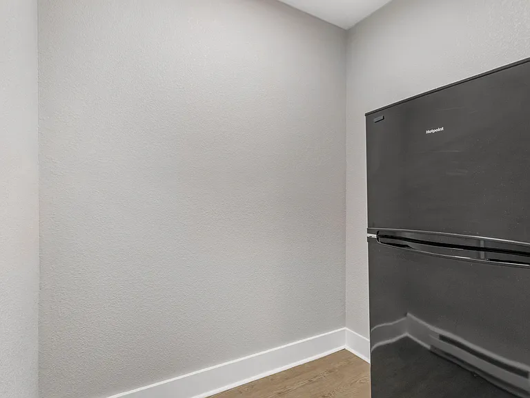 713 W Illinois St #3 — Photo 15