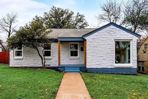 1411 Arborvitae Ave Photo 1