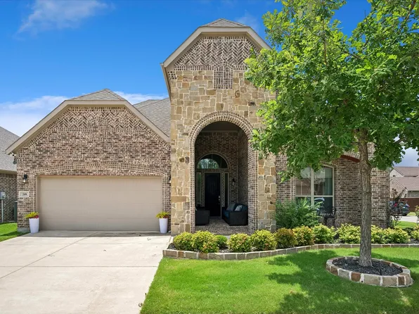 208 Equestrian Rd, Hickory Creek, TX 75065
