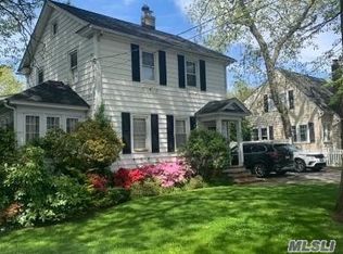 617 Tennyson Ave, Baldwin, NY 11510