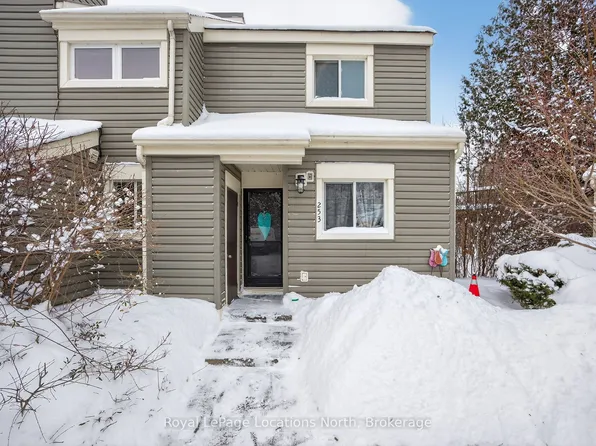 13 Harbour St W #253, Collingwood, ON L9Y 5R8