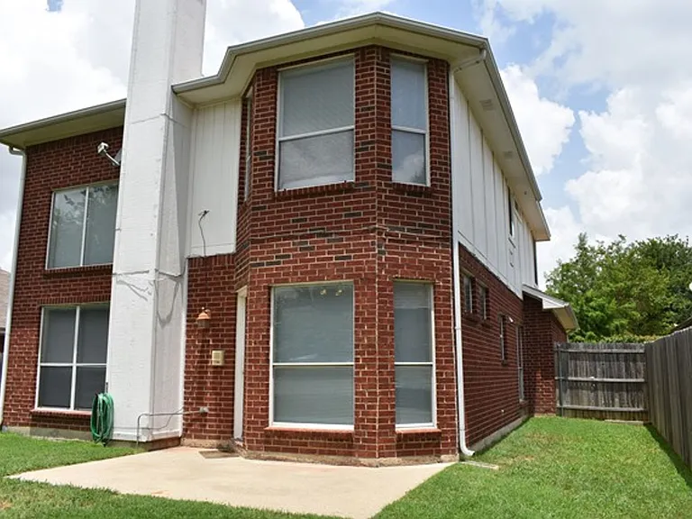 4712 Birchbend Ln — Photo 13