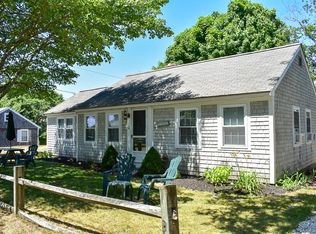 12 Whortleberry Ln, Dennis Port, MA 02639