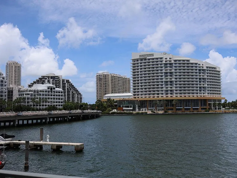 905 Brickell Bay Dr #1824 — Photo 31