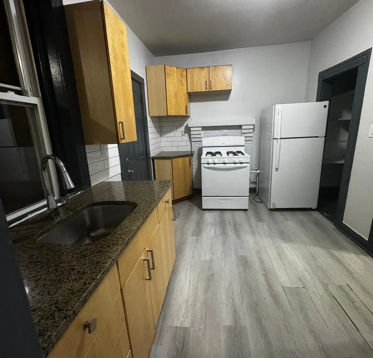2 bed, $1,750 — Photo 2