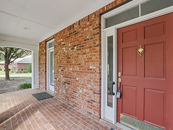 3rd image of 2891 N Hannon Hill Dr