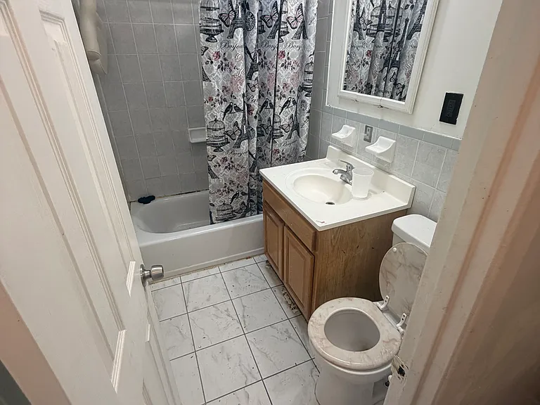 638 E 241st St #2 — Photo 6
