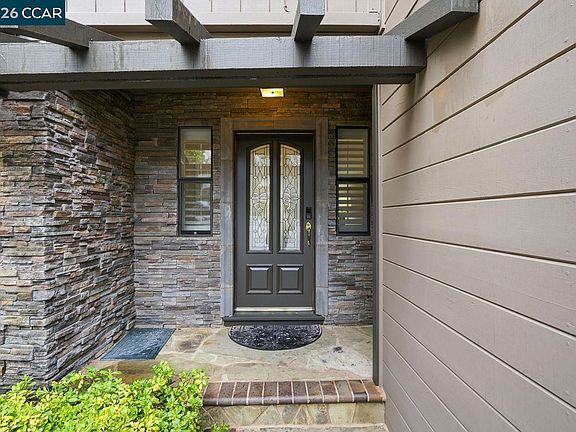 4th image of 1903 Via Ferrari