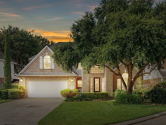 2nd image of 9527 Bayou Lake Ln