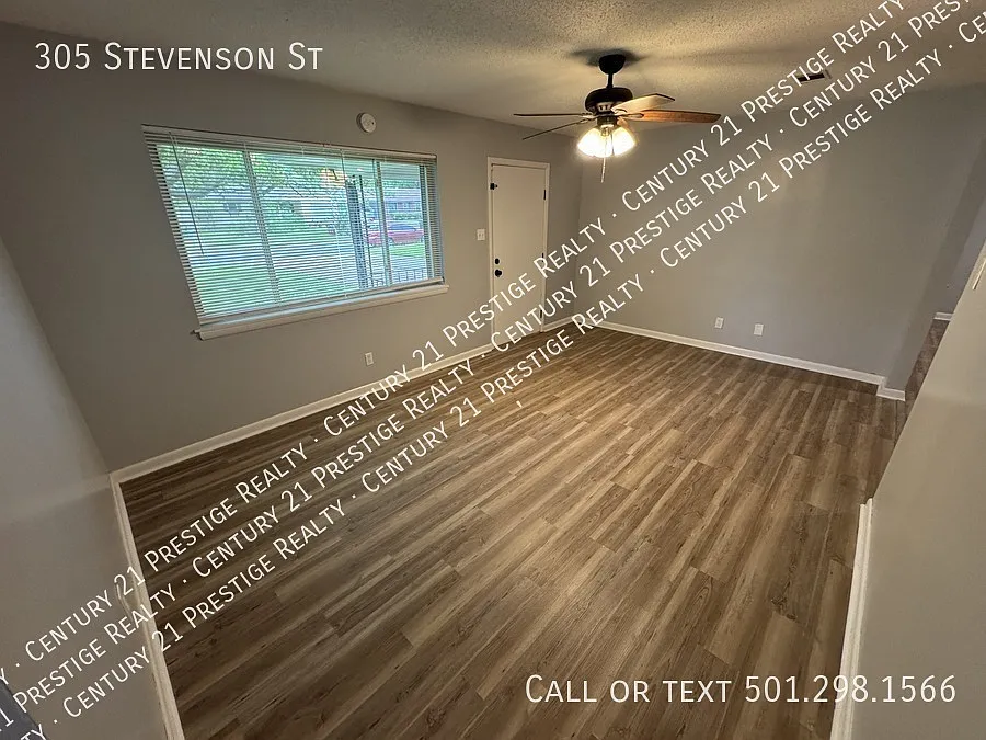 305 Stevenson St — Photo 3