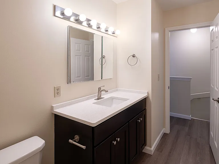 South Bend Apartments — Photo 11