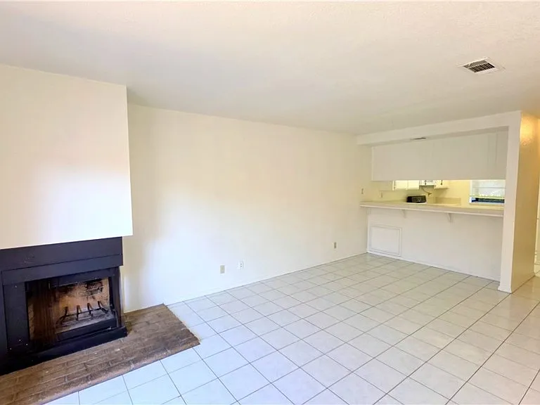 5213 Coventry Way — Photo 2