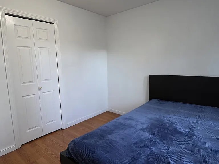 3192 E 1st Ave #1 — Photo 5