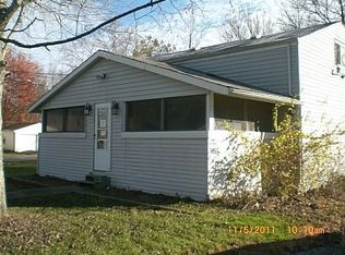 2636 Runway Ave, Bethel, OH 45106