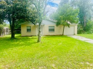 8326 Walden Rd E, Jacksonville, FL 32244