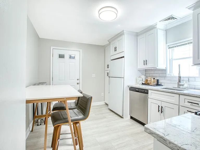 26 Haviland St #2 — Photo 6