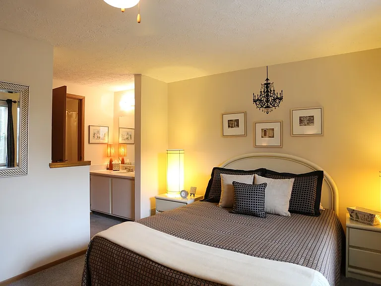 Stratford Chase Townhomes — Photo 32