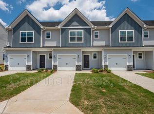 24 Apricot Ln, Duncan, SC 29334