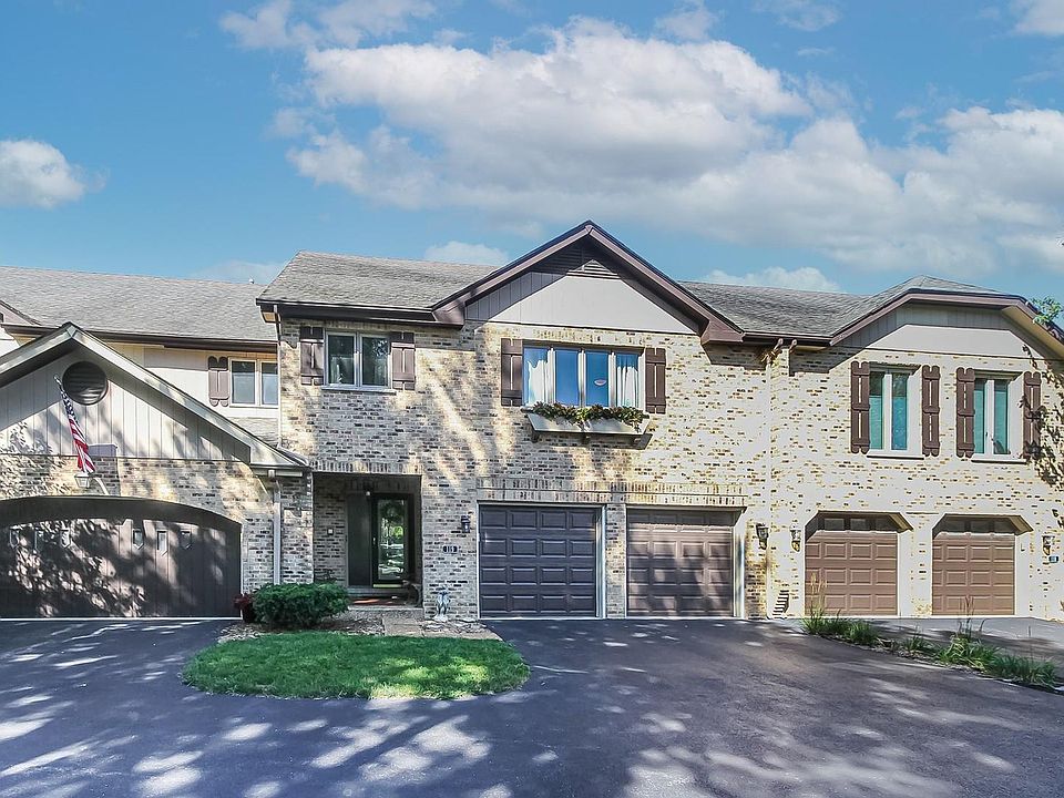 1st image of 119 Country Club Dr #119