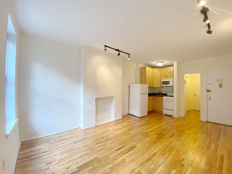 2nd image of 327 E 54th St #2B